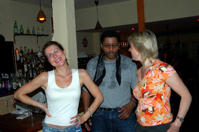 min 2006 05 02 latino 122